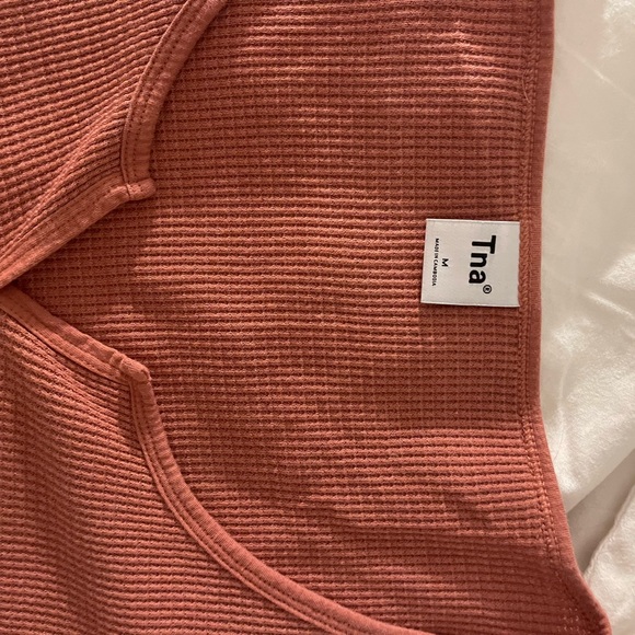 TNA NOTCH WAFFLE LONG SLEEVE - Picture 2 of 2